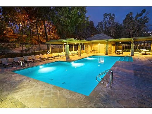 J&J Electronics PureWhite LED Pool Light HI Series | 12V Equivalent To 500W | 30' Cord | LPL-F3W-12-30-P 21073 5 J&J Electronics PureWhite LED Pool Light HI Series | 12V Equivalent To 500W | 30' Cord | LPL-F3W-12-30-P 21073 - Image 3